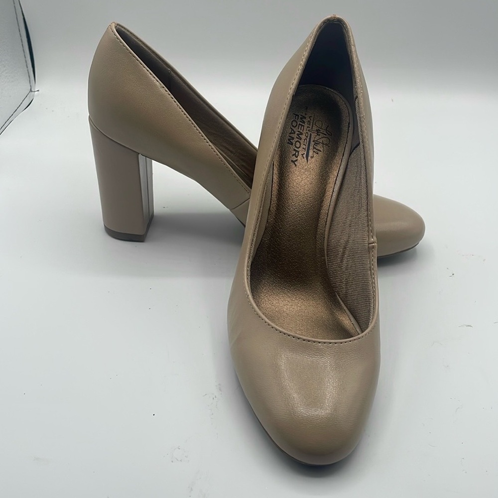 Life Stride Tan Heels with Block Heel